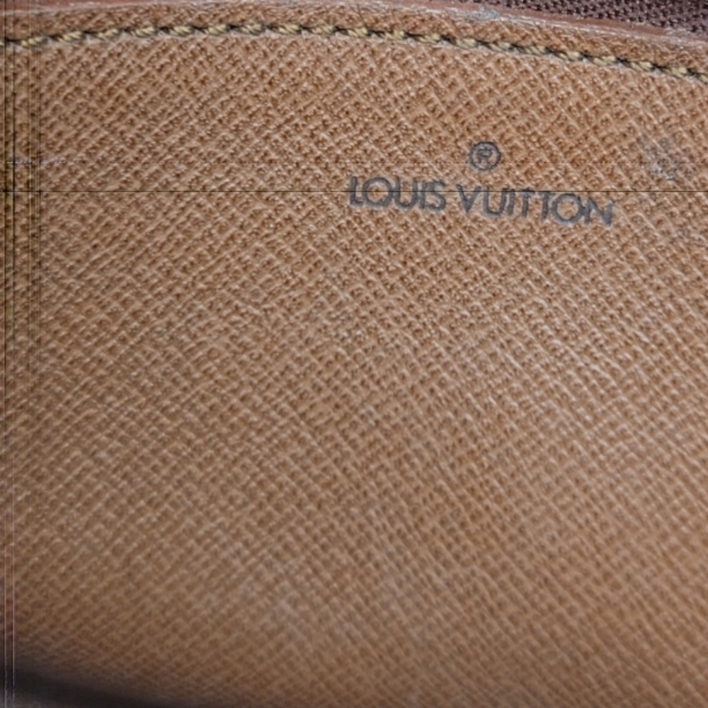 Project Piece - Louis Vuitton Jeune Fille  - No Strap, inside peeling removed - Picture 11 of 14